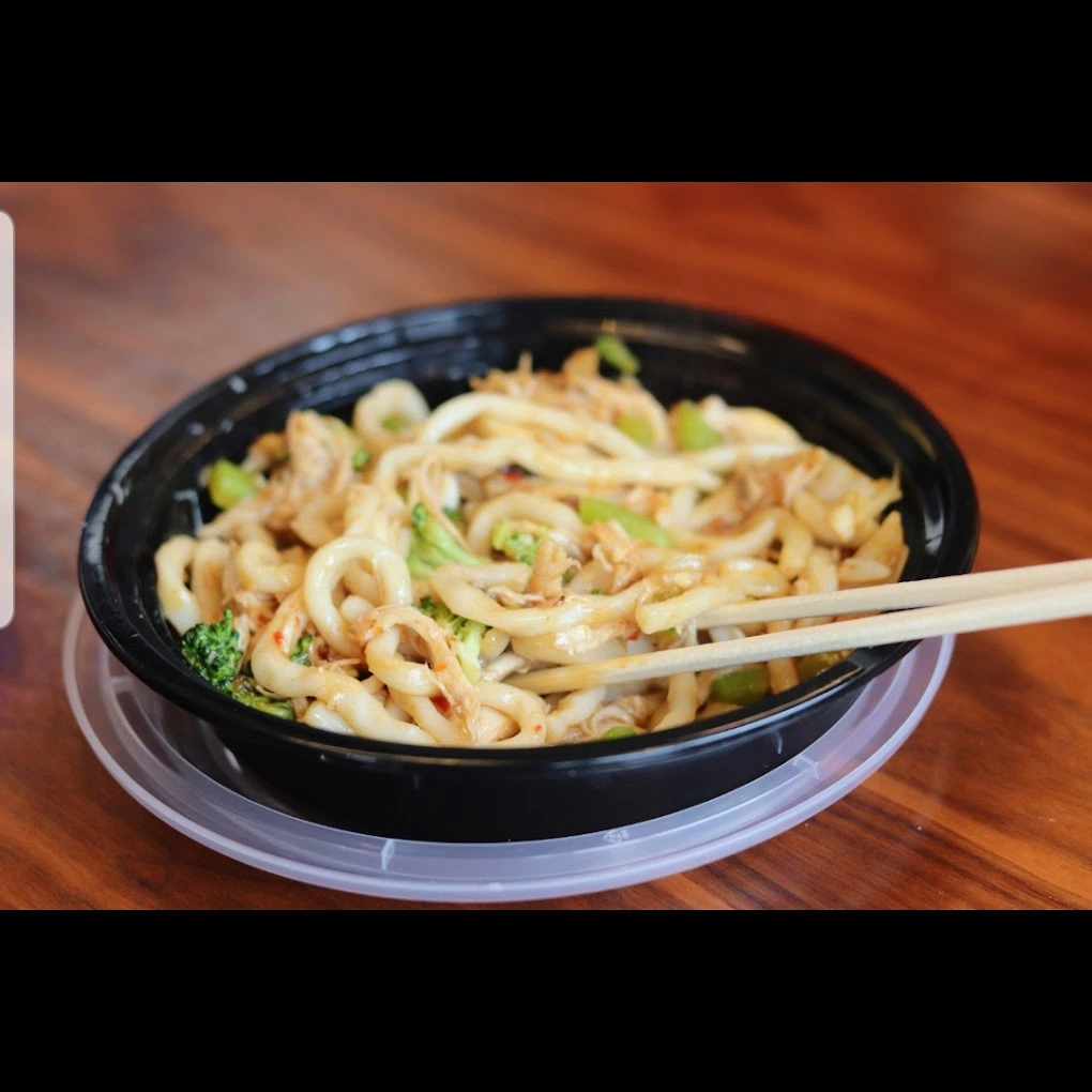 Delicious Chicken Shanghai Noodles at Hungry Birds in Edmonton